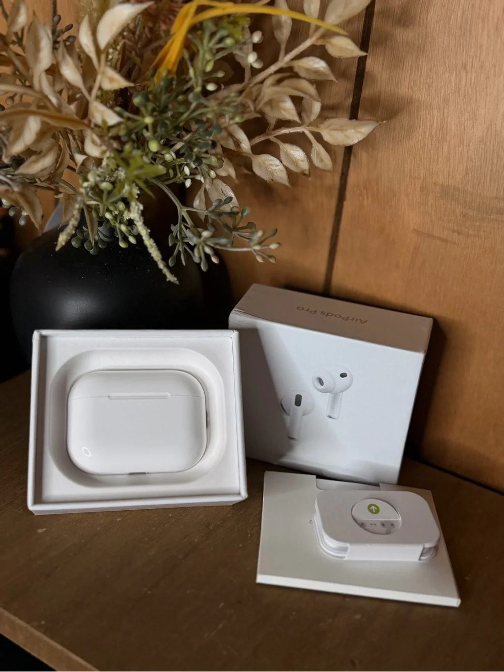 Apple White AirPods Pro (Charging Case & Box)